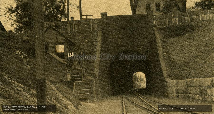 Postcard: South End of Tunnel, Newburyport, Massachusetts